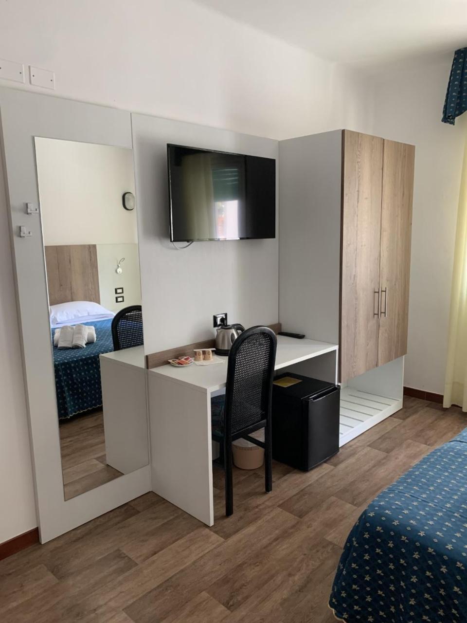 Hotel Al Capitano 카오를레 외부 사진