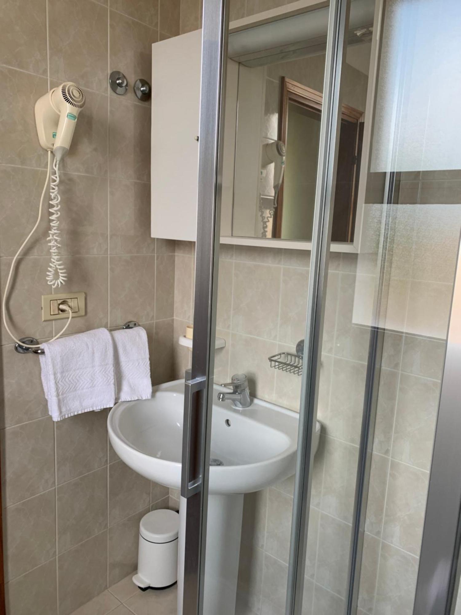 Hotel Al Capitano 카오를레 외부 사진