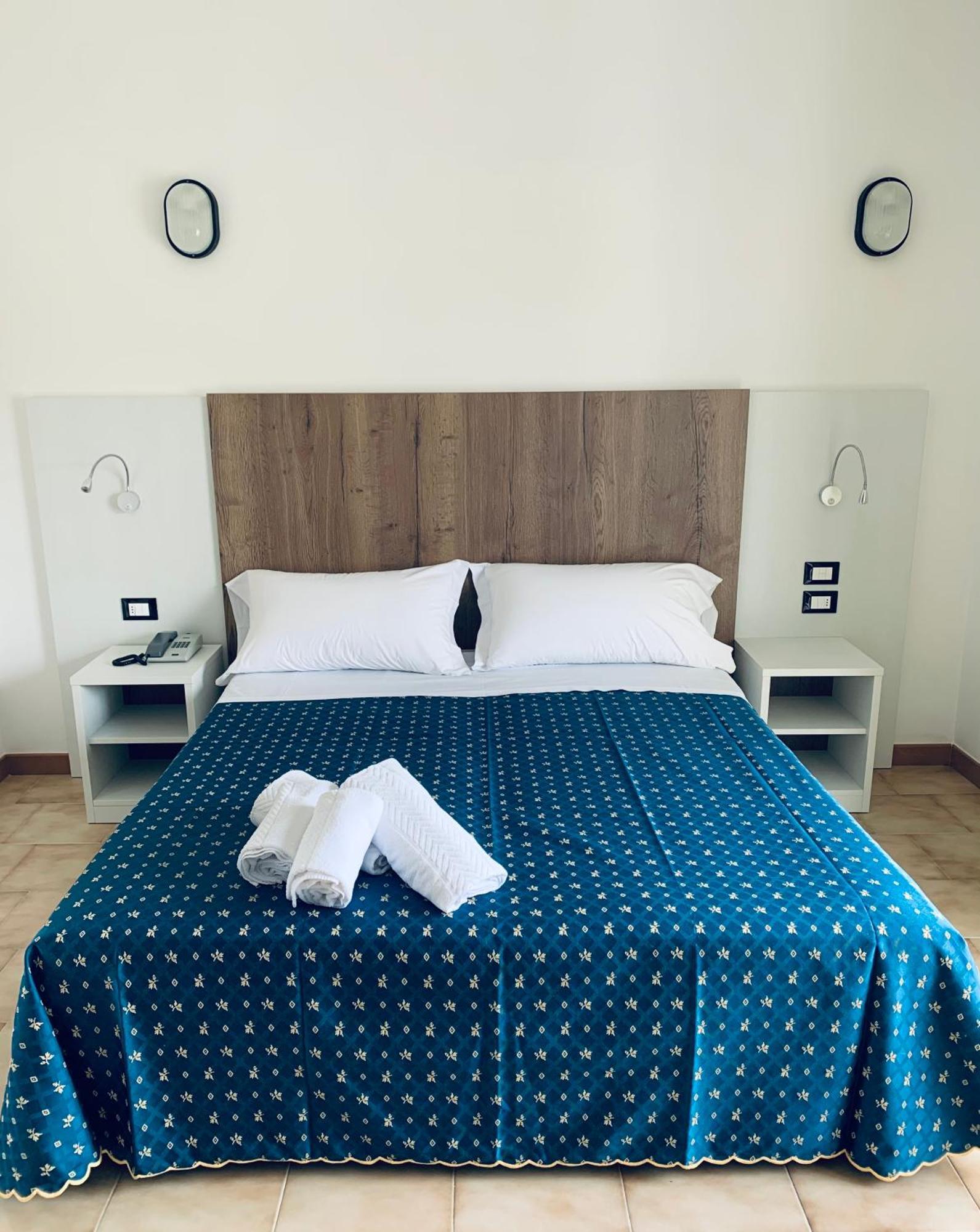 Hotel Al Capitano 카오를레 외부 사진